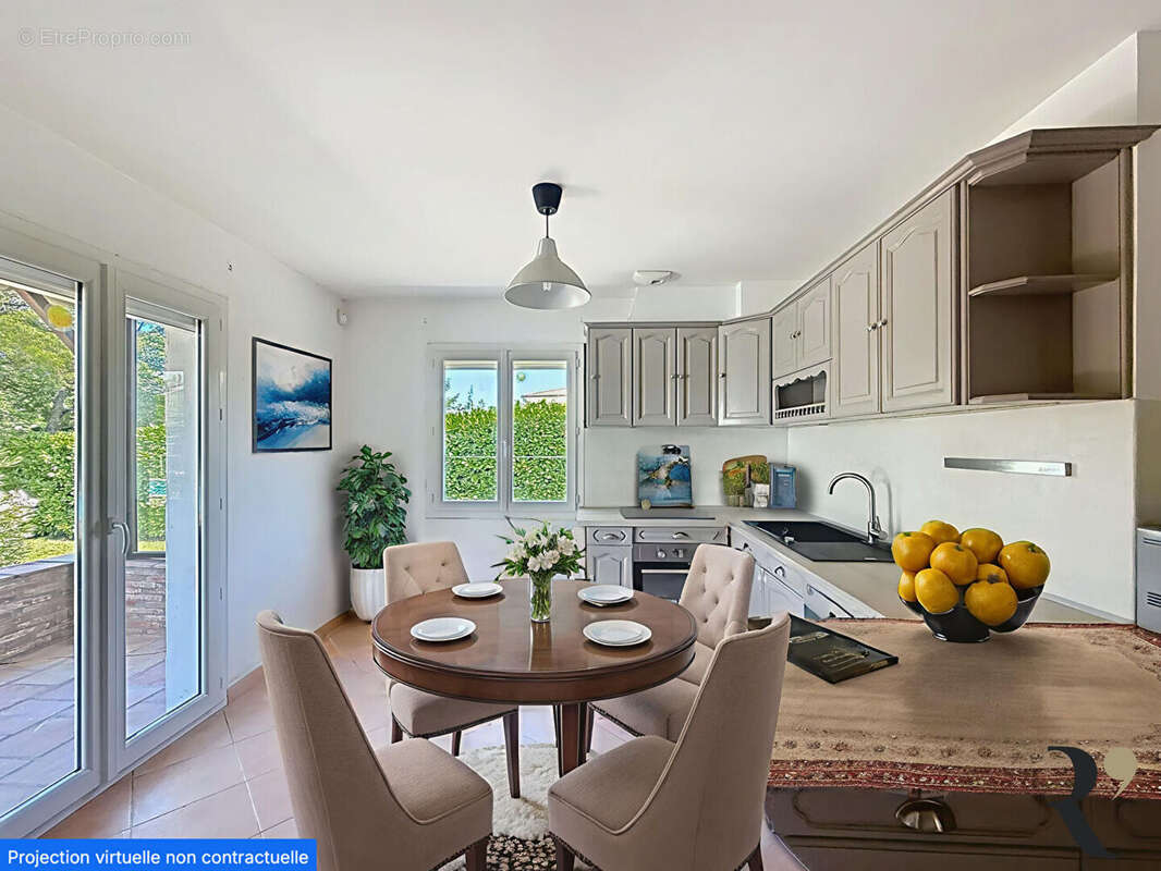 Maison à SAINTE-FOY-D&#039;AIGREFEUILLE