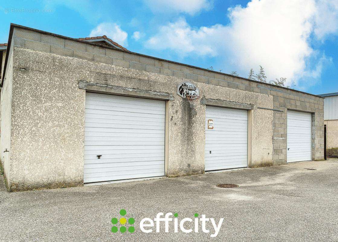 Maison à SAINT-ROMAIN-DE-JALIONAS