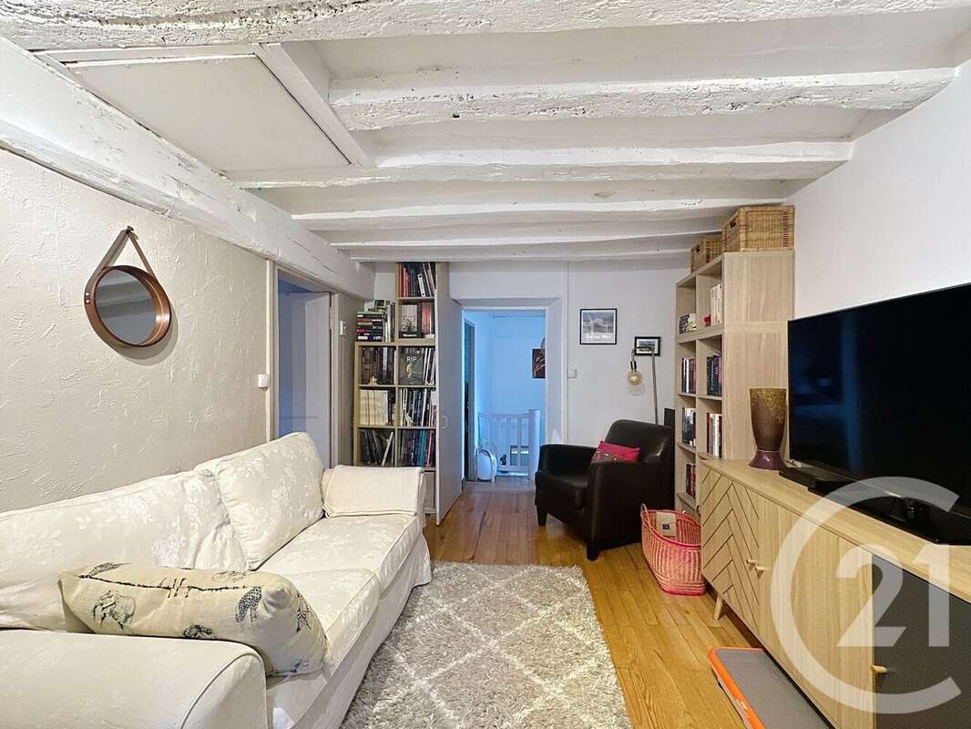 Maison à SAINT-MERY