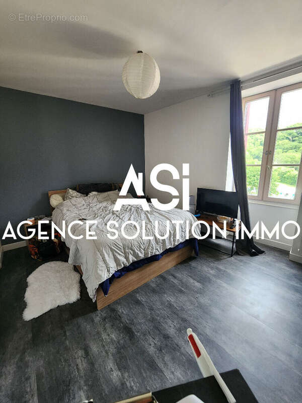 Maison à SAINT-LEONARD-DES-BOIS