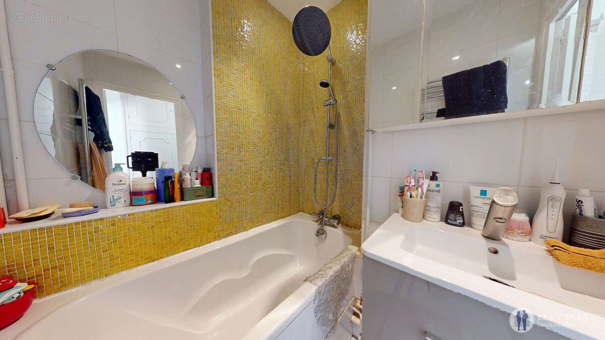Appartement à SAINT-MARTIN-D'HERES