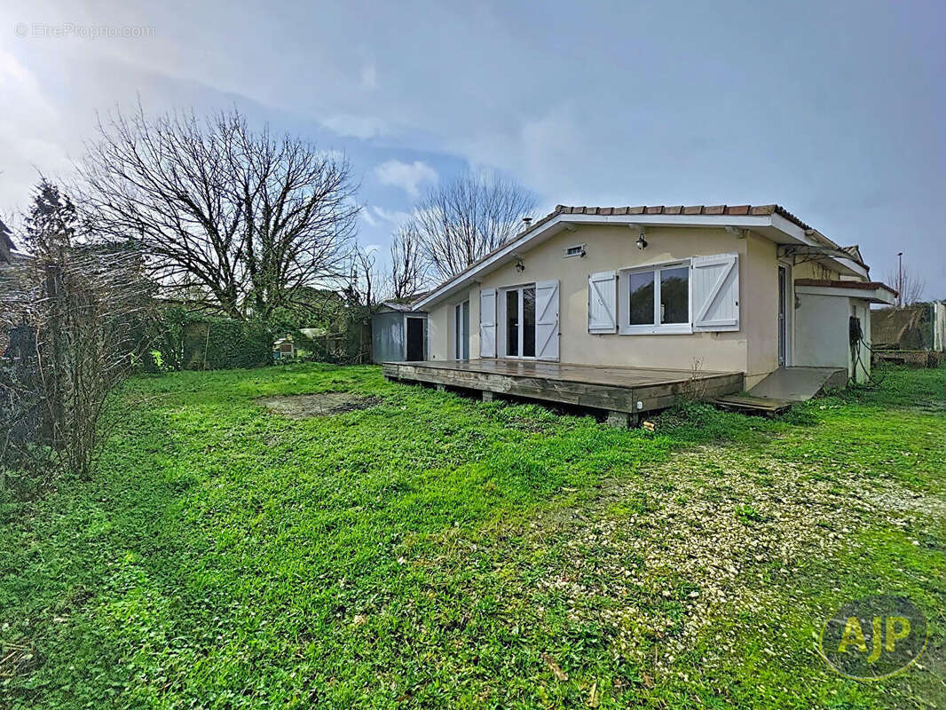 Maison 64 m² 2 chb. terrasse jardin et abri - photo 12