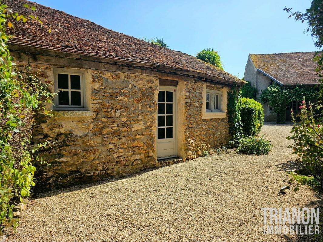 Maison à FEUCHEROLLES