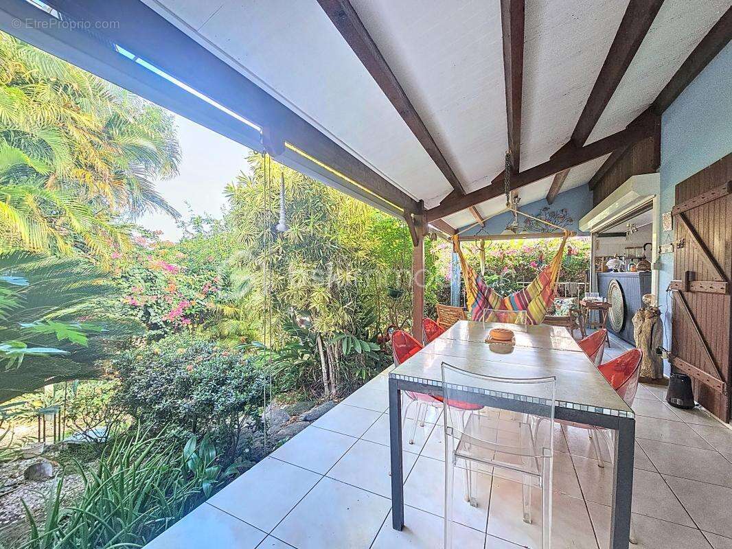 Maison à SAINT-FRANCOIS