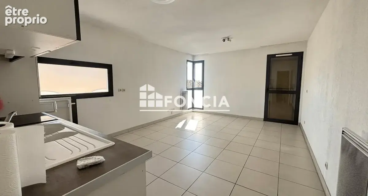 Perpignan Proche Place de Catalogne  – T3 lumineux avec balcon sud, ascenseur, dans résidence récente et sécurisée - photo 3
