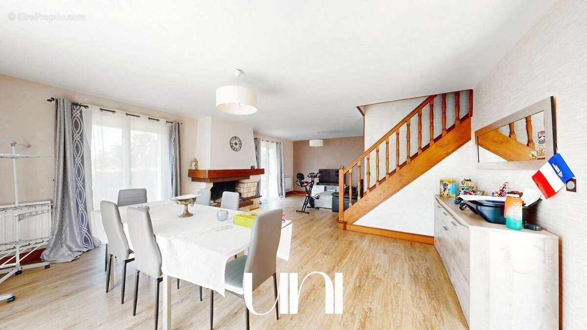 Maison 7pièces de 139m2 sur un terrain de 625m2 - Grandcamp-Maisy - photo 2