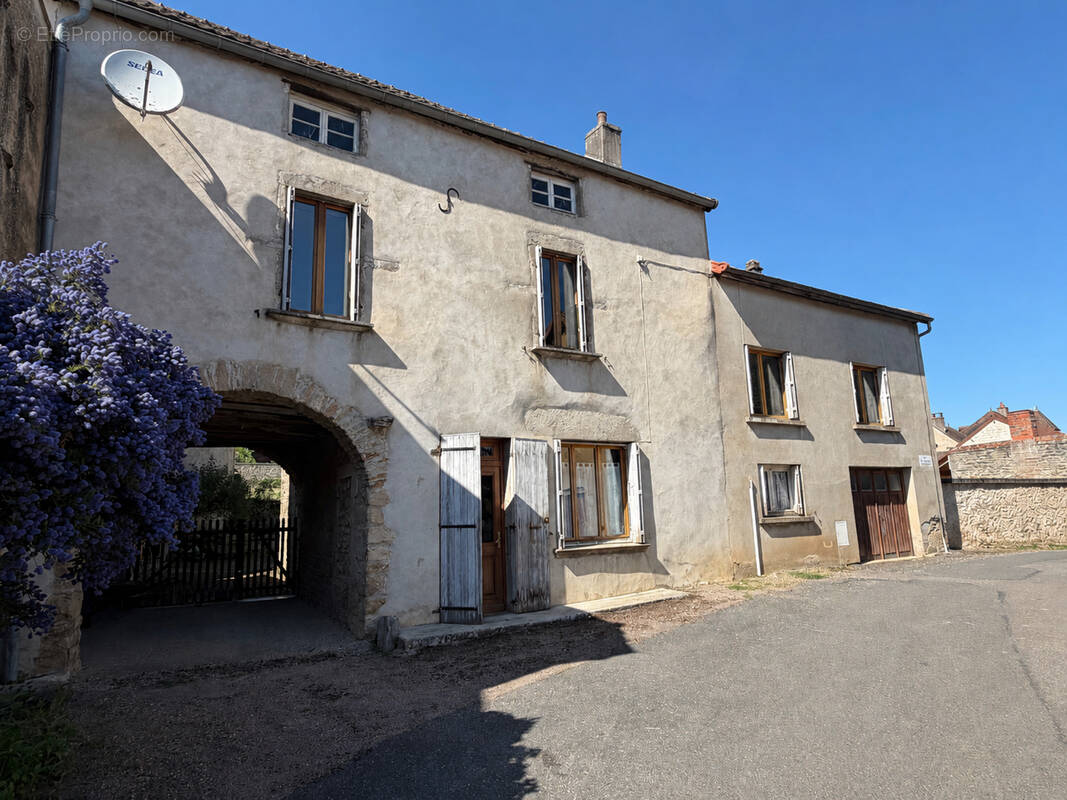 Maison à CHARRECEY