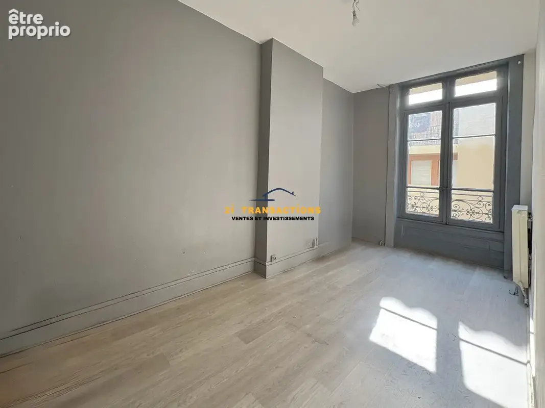 Appartement 96 m² à Saint-Etienne  - photo 5
