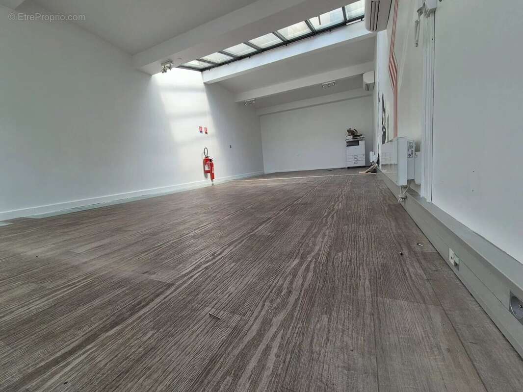 Appartement à LEVALLOIS-PERRET