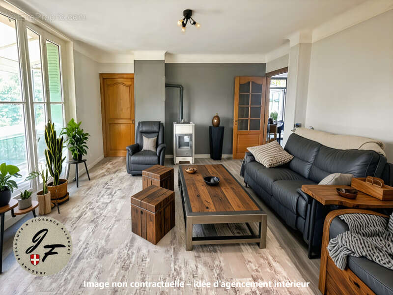 Maison à VIVIERS-DU-LAC