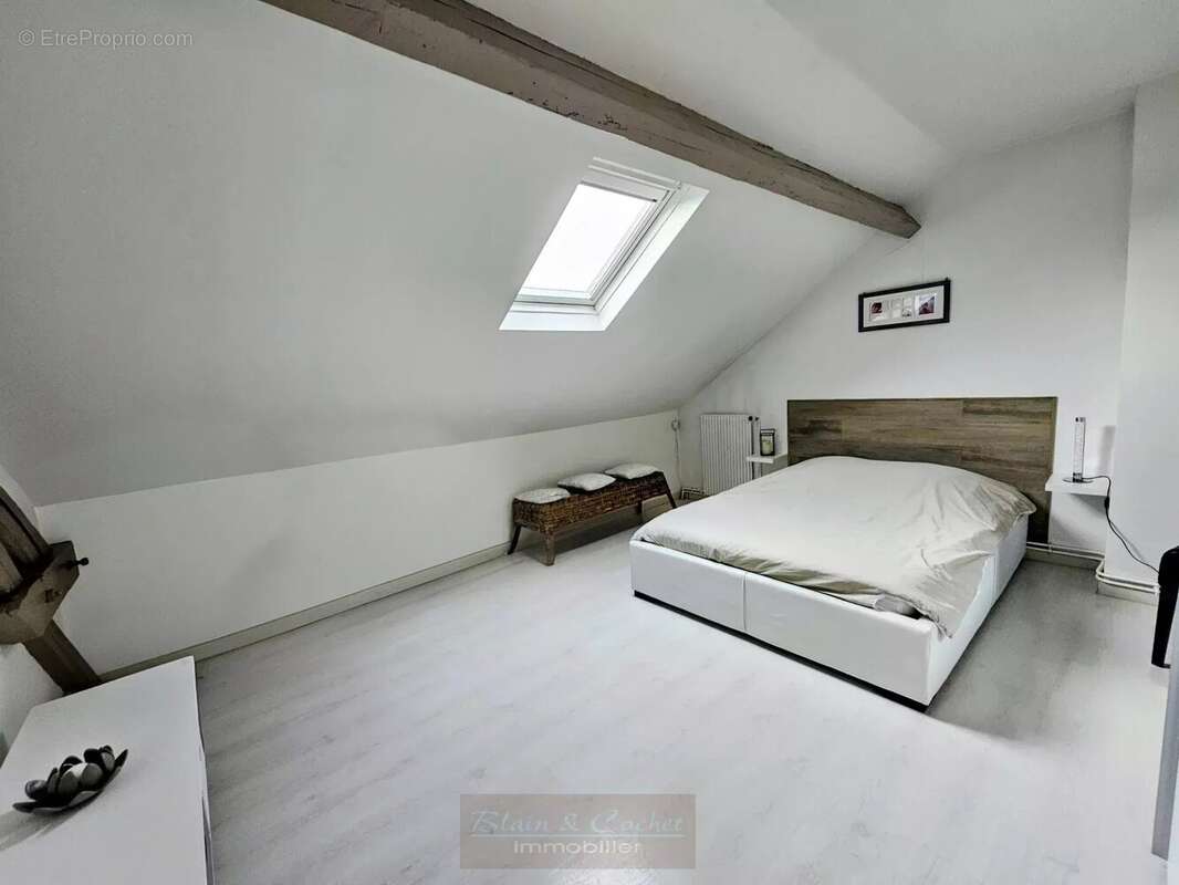 Maison à VILLEMANDEUR