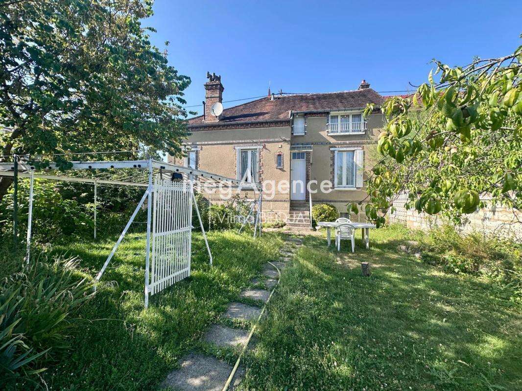 Maison à SENS