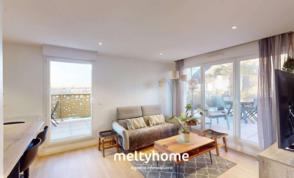 Appartement à MONDEVILLE