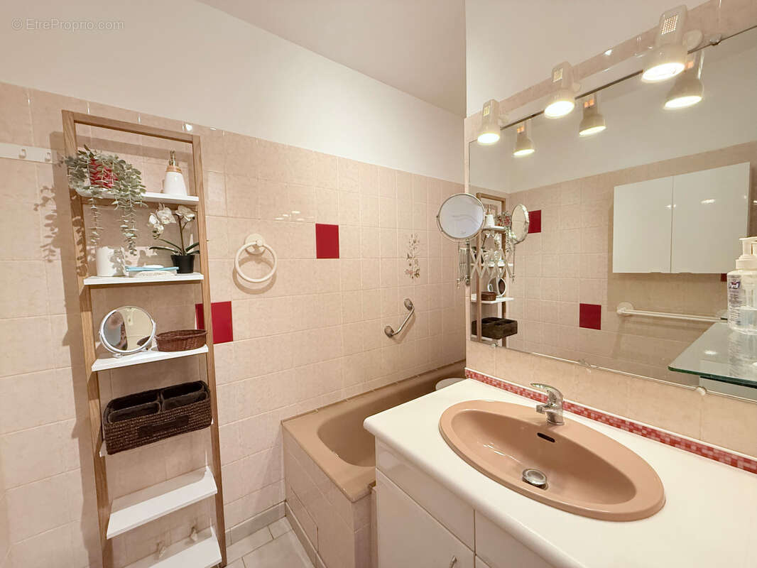 Appartement à SANARY-SUR-MER