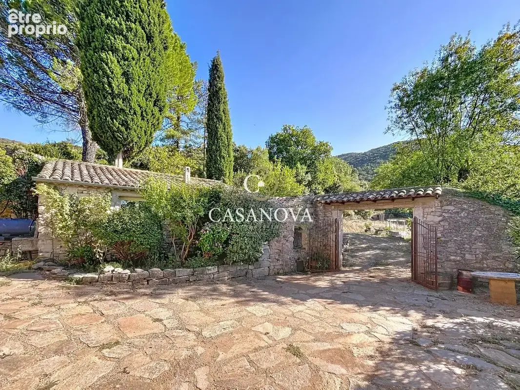 Propriete accueil touristique sur 8 hectares - gros potentiel - photo 7