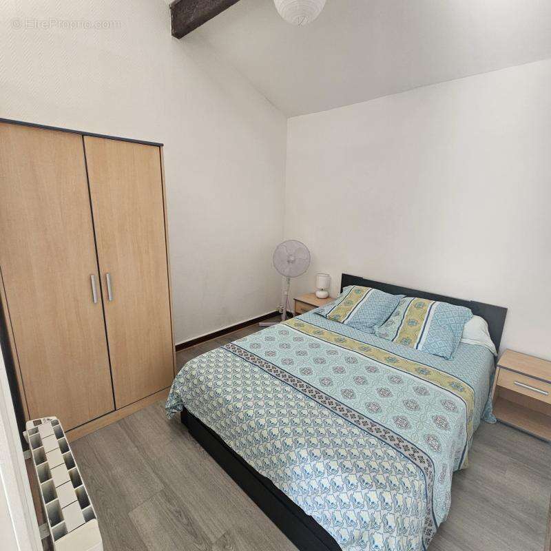 Maison à CHAMPAGNE-LES-MARAIS