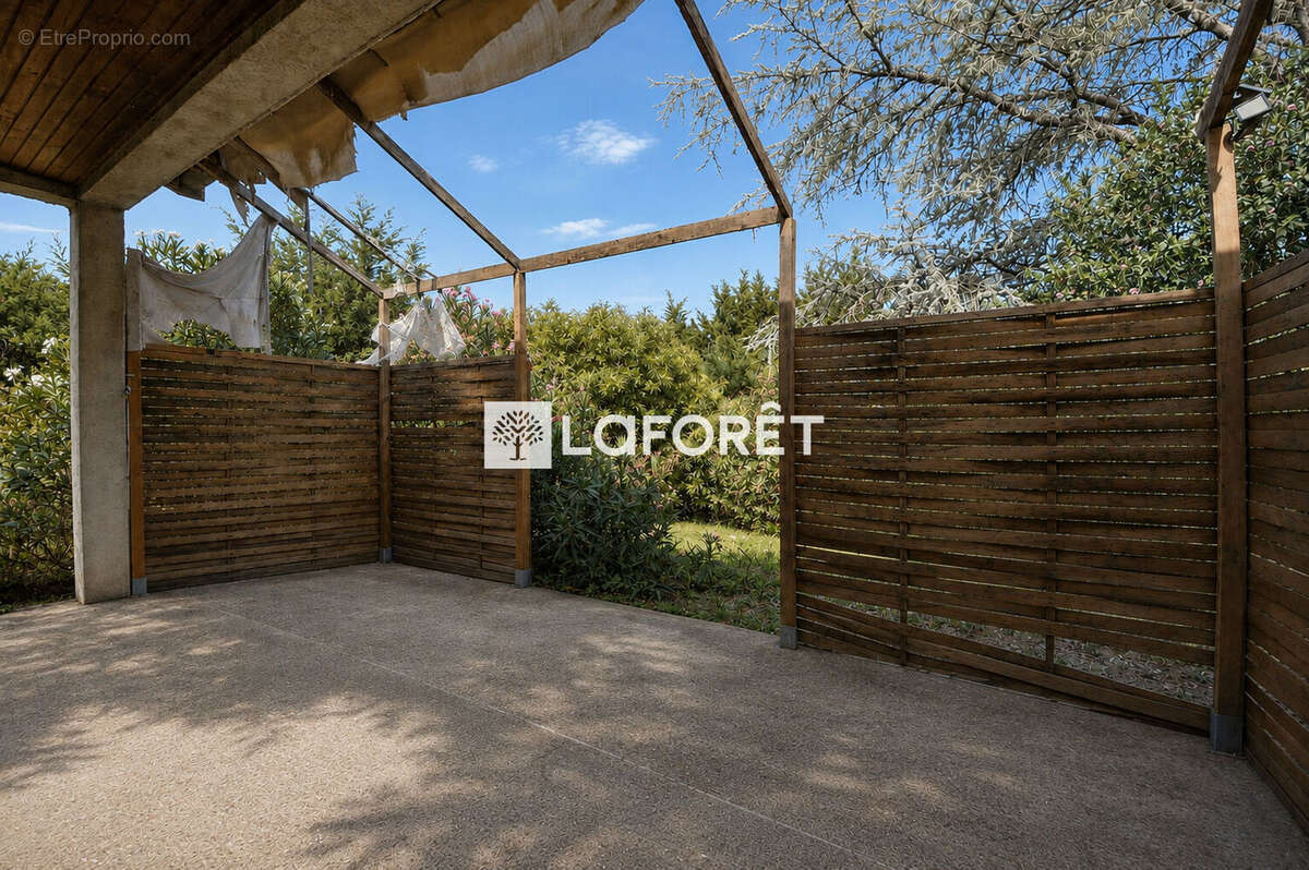 Au calme, maison de plain-pied de 100 m² à vendre à Montans - photo 9