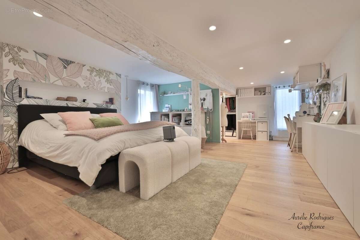 Maison à vendre 7 pièces SAINT MARTIN BELLE ROCHE (71) - photo 8