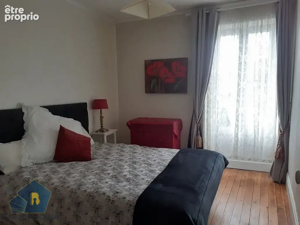 Maison 177 m² à Saint-Silvain-Sous-Toulx  - photo 6