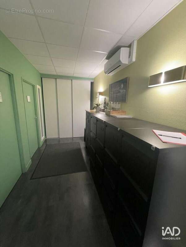 Photo 4 - Commerce à ROANNE