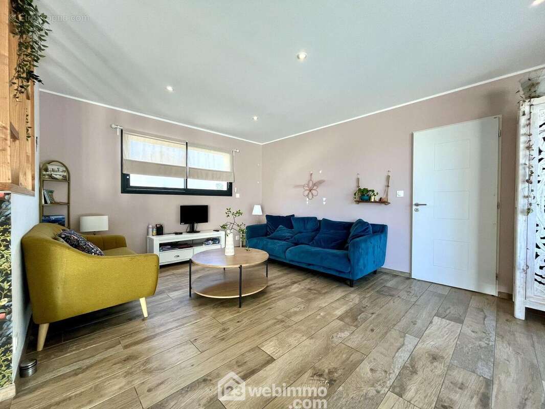 Maison 124 m² à Sainte-Helene  - photo 8
