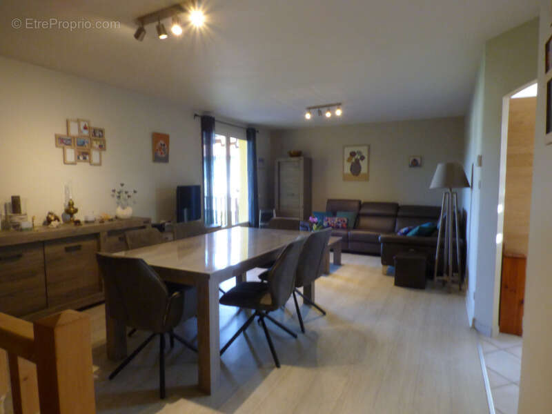 Maison à vendre 5 pièces BELLEVILLE EN BEAUJOLAIS (69) - Terrain de 1000 m2 - photo 3
