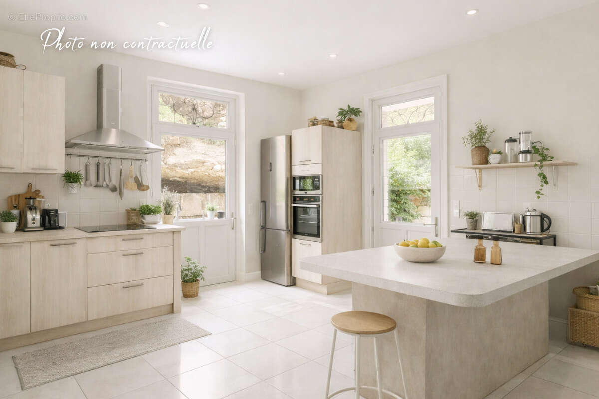 Maison à SAINT-ETIENNE-DE-CHIGNY