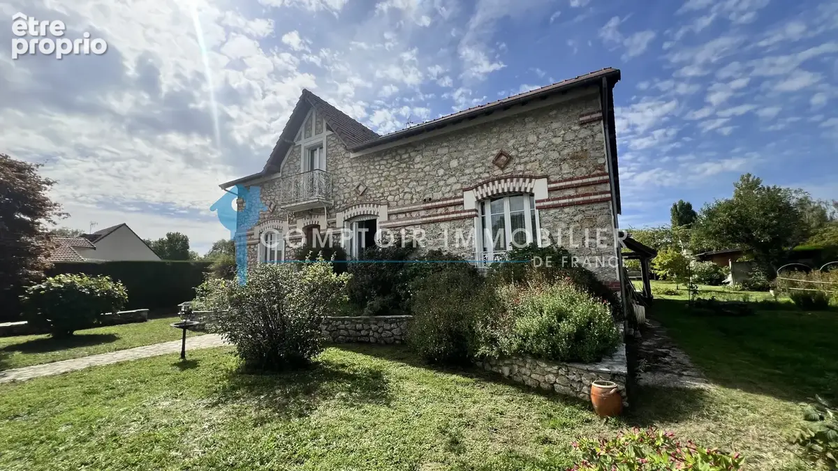 Propriété avec maison 260m2 et dépendance aménageable - photo 12