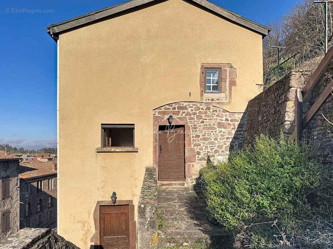 Maison à CAMARES