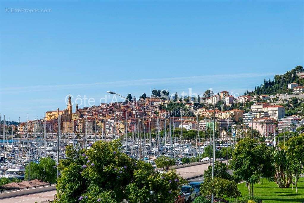 Appartement à MENTON