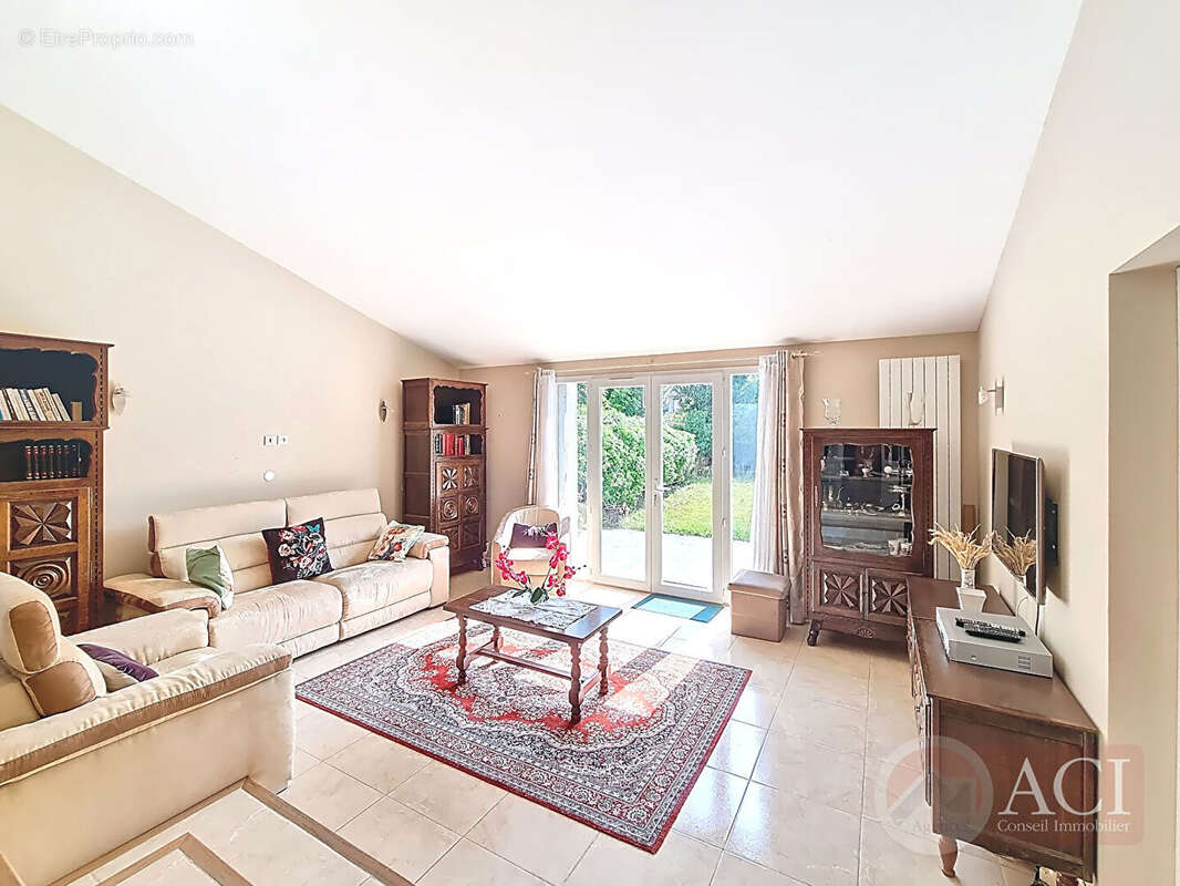 Maison à DEUIL-LA-BARRE