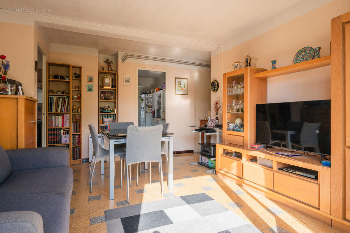 TOULON : appartement T4 pour investisseur rentabilité sécurisée - photo 4