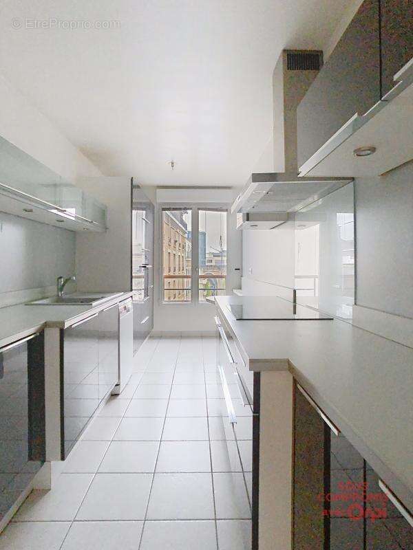 Appartement à ISSY-LES-MOULINEAUX