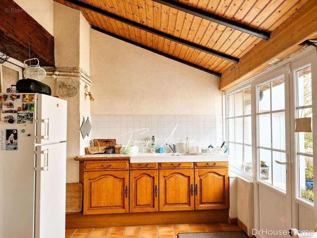 Maison 168 m² à Charron  - photo 45