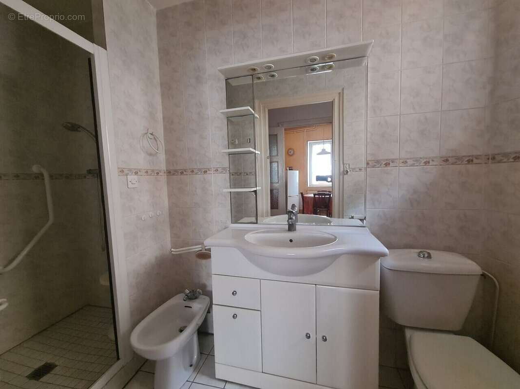 Maison à SAINT-ANDEOL-LE-CHATEAU