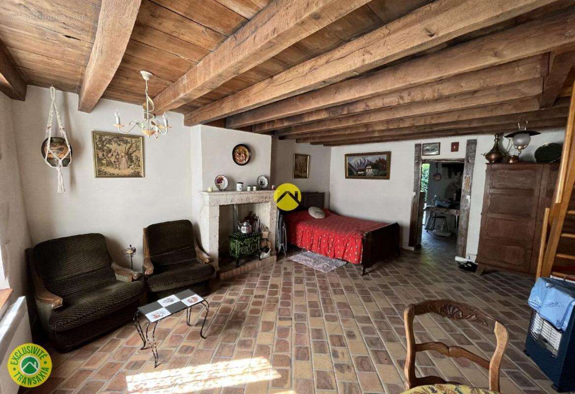 Maison à CHATEAUNEUF-SUR-CHER