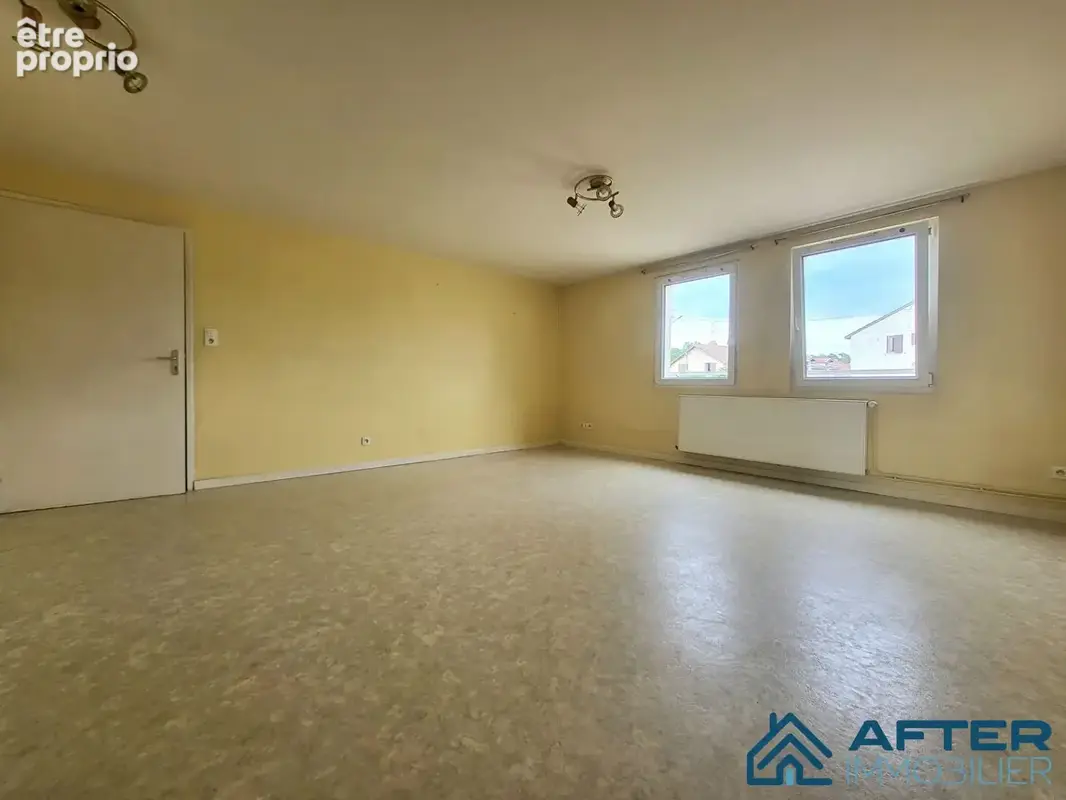 Appartement 400 m² à Moncel-Les-Luneville  - photo 8