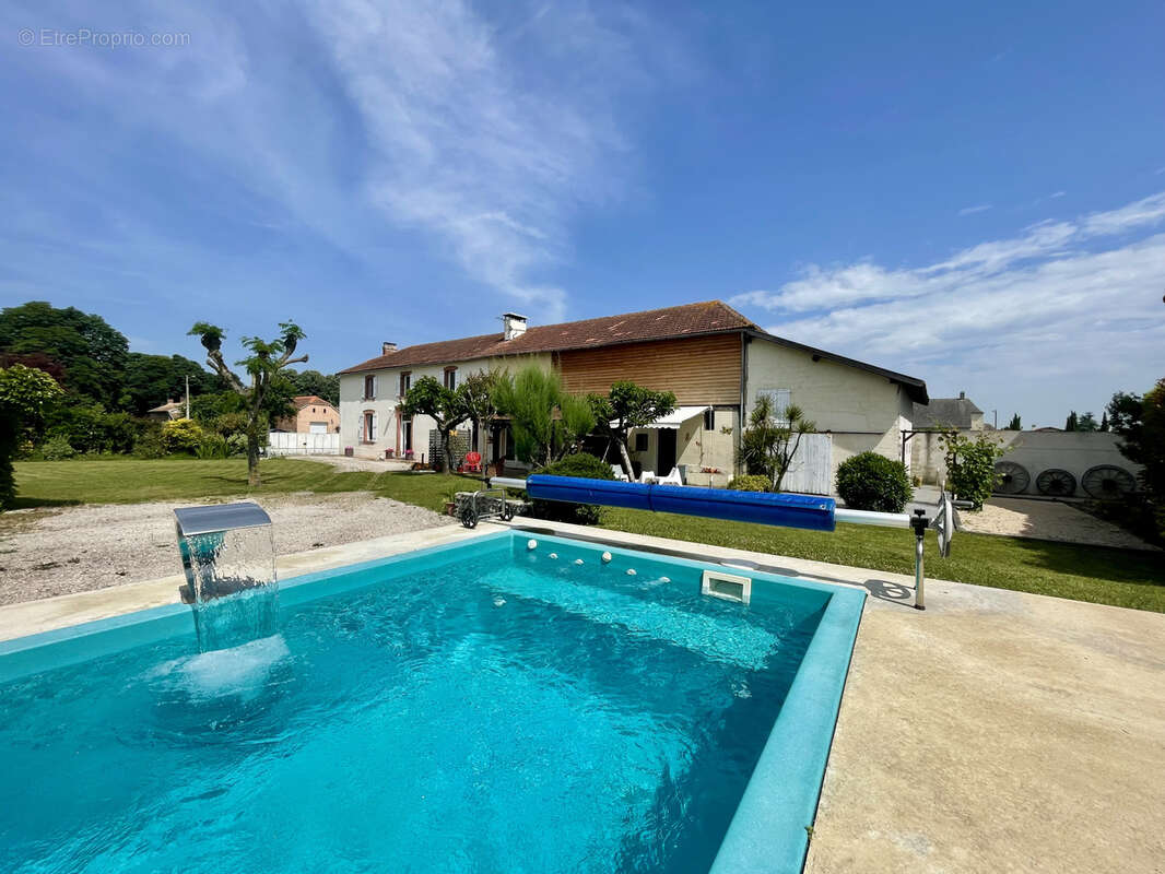 Maison à VIC-EN-BIGORRE