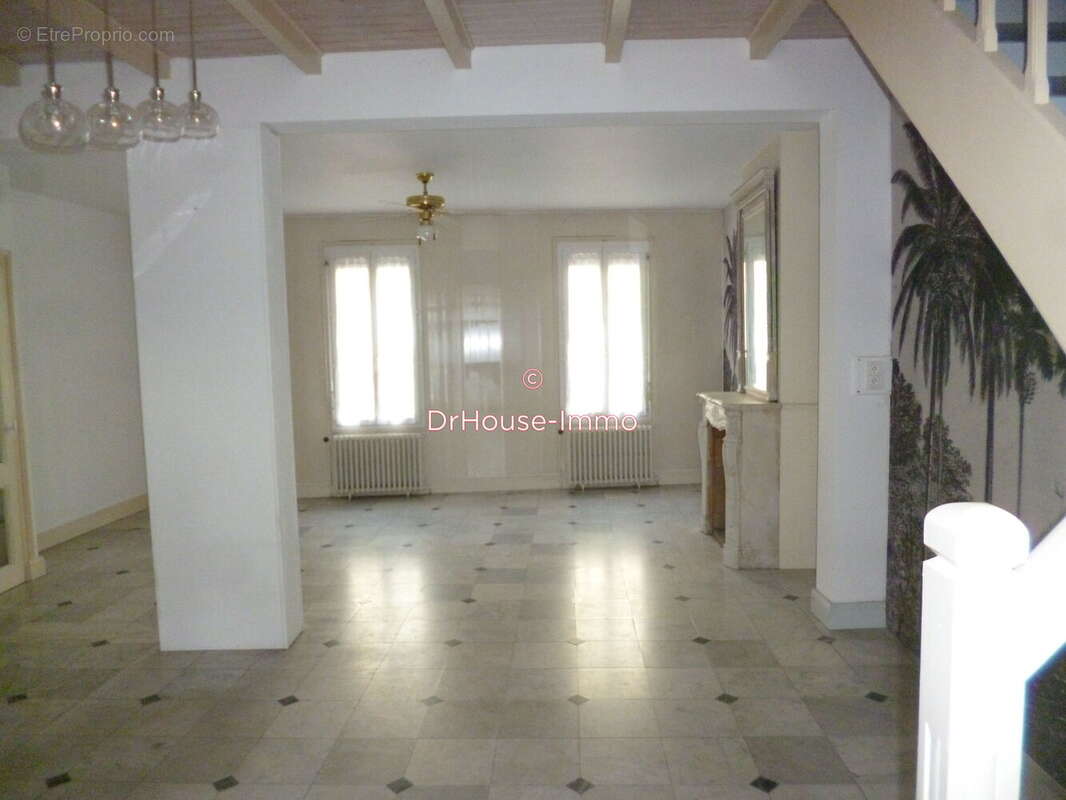 Maison à CASTILLON-LA-BATAILLE