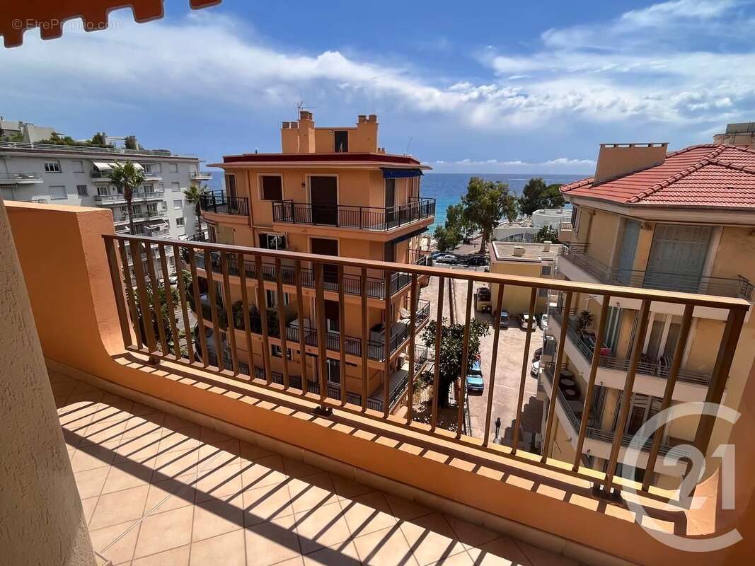 Appartement à ROQUEBRUNE-CAP-MARTIN
