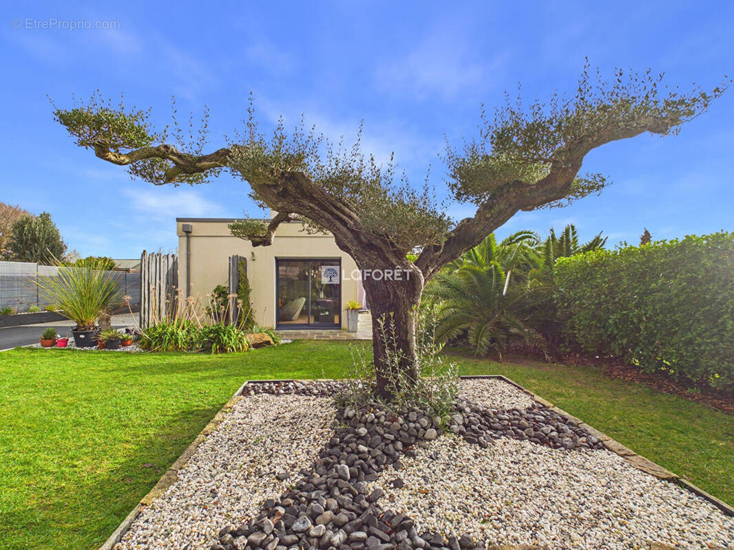 Maison à PLONEOUR-LANVERN