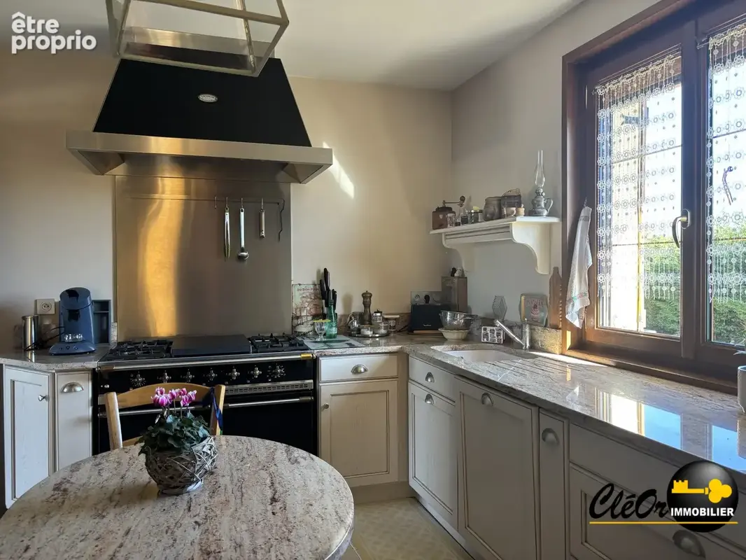 Maison 5 pièces 108 m² à vendre à Varennes-Le-Grand (71240) - photo 7
