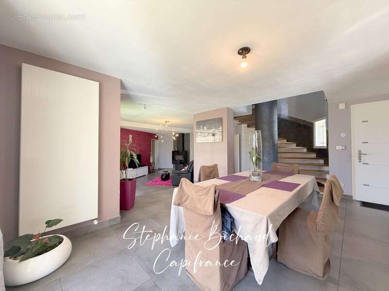 Maison à CHATEAUVIEUX