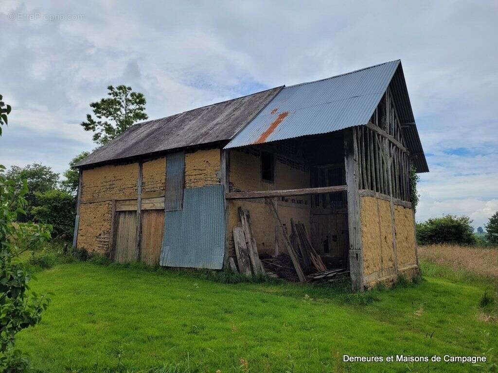 Maison à ISIGNY-LE-BUAT