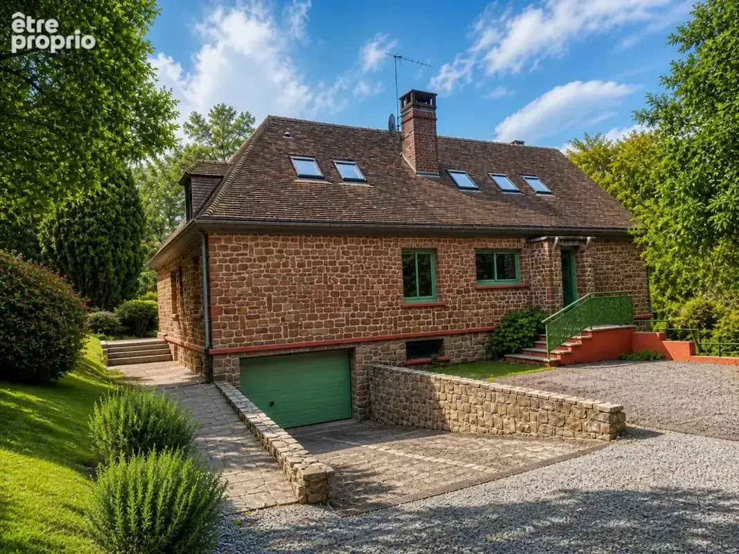 Maison de 9 pièces de 216 m² situé à Bernay - photo 4
