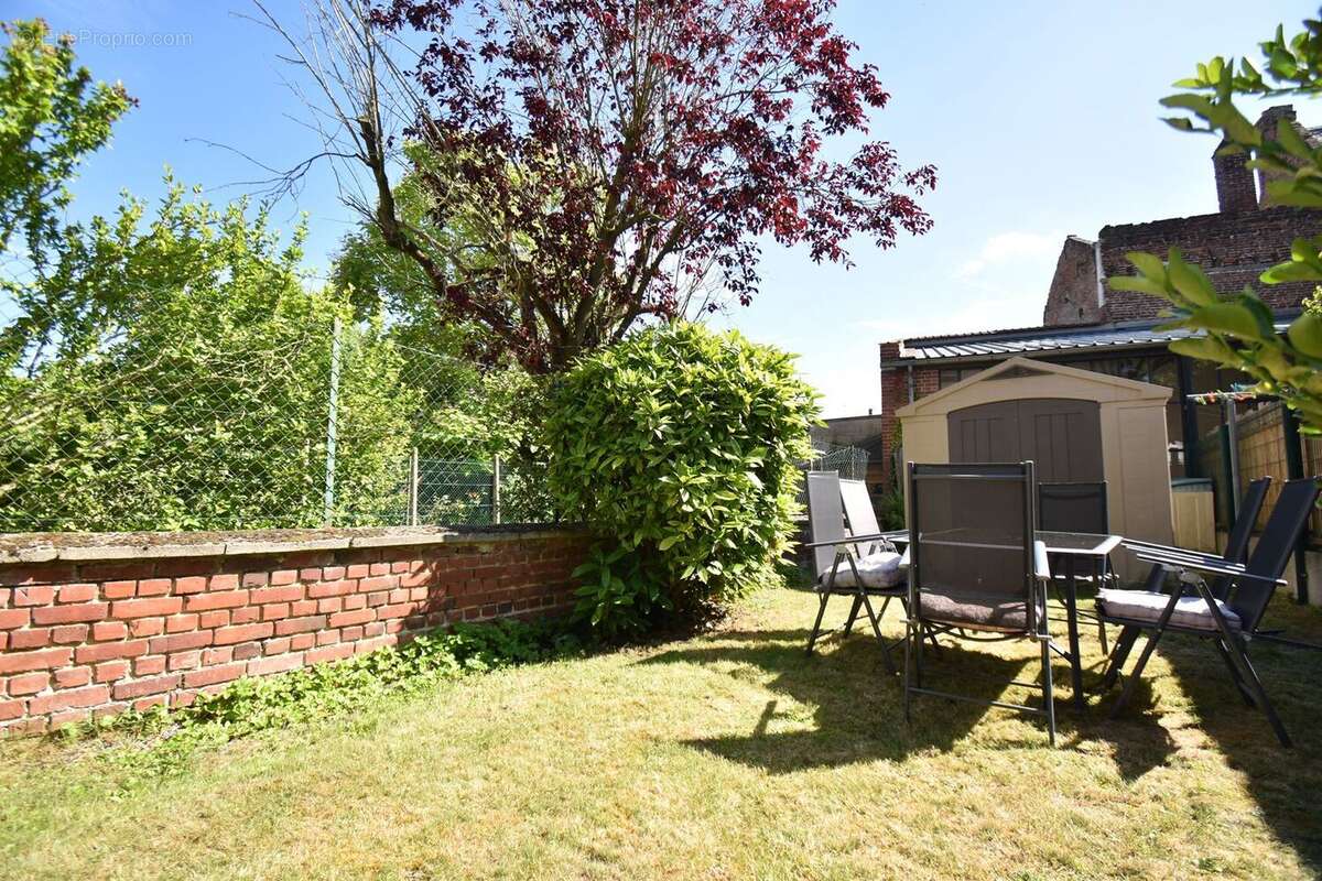 Maison 160 m² à Cambrai  - photo 2