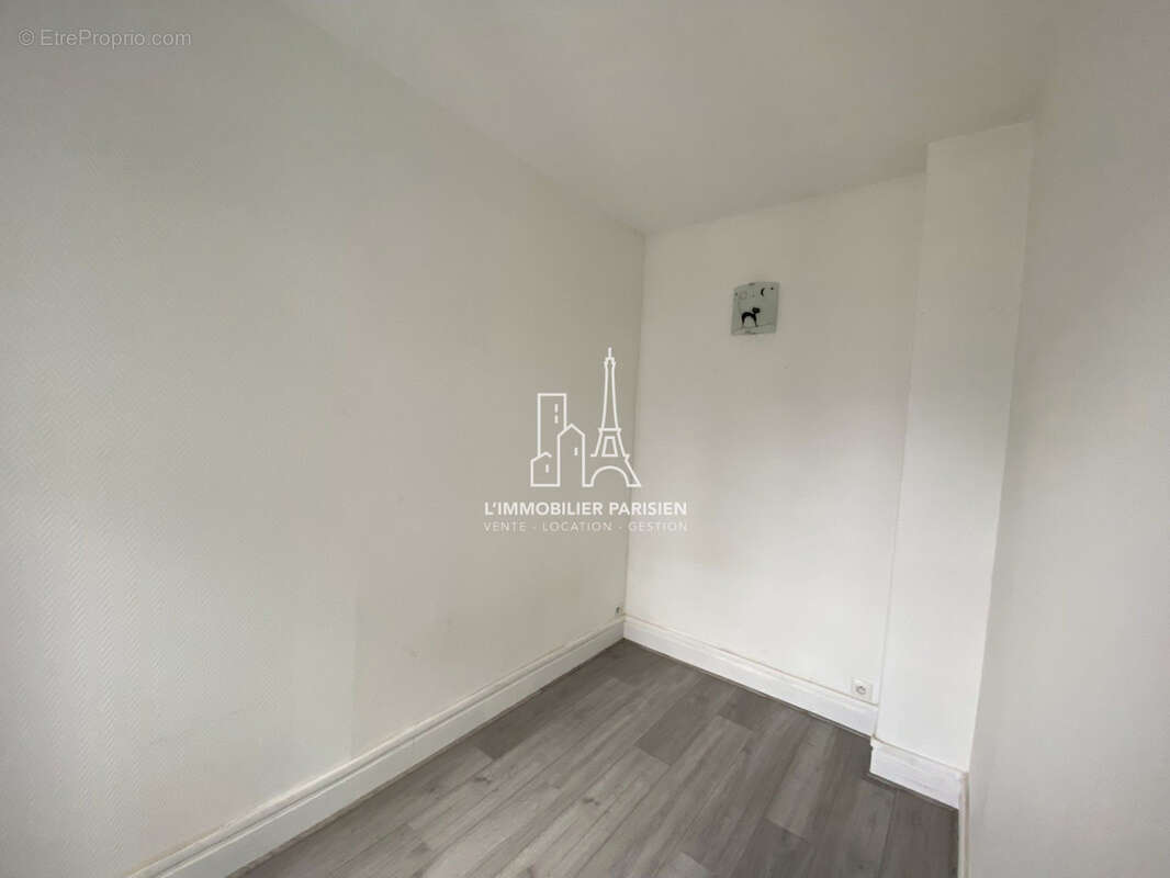 Appartement à PARIS-18E