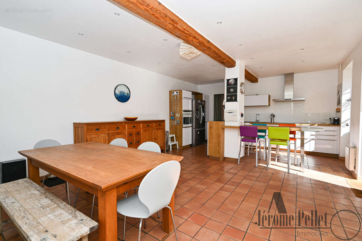 Maison à TERNAY