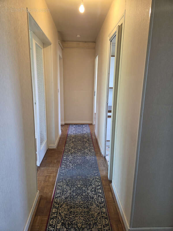 Appartement à MOULINS