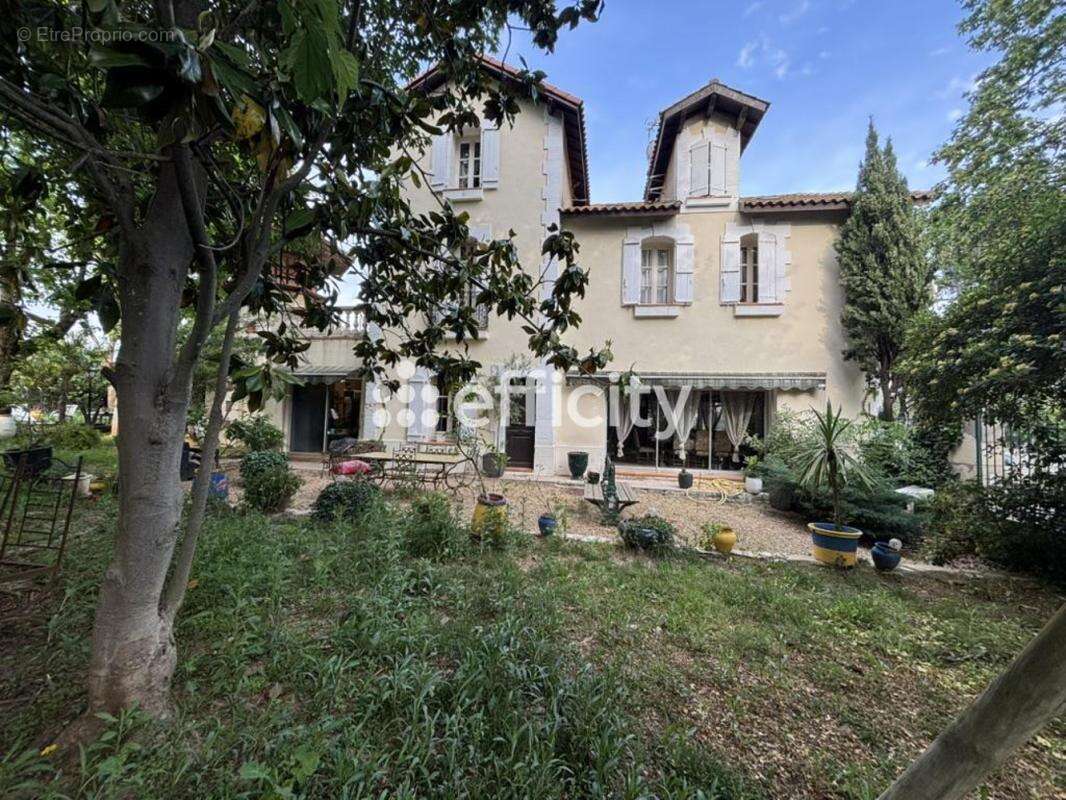 Maison à BEZIERS